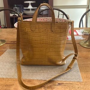 Madewell tan leather bag with removable Crossbody strap.